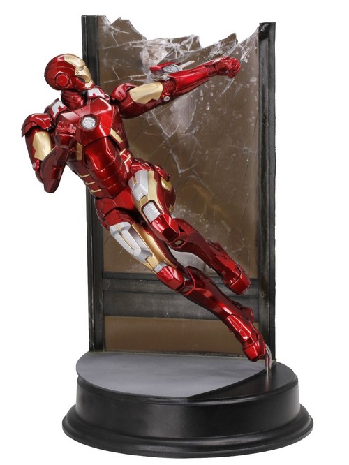 Une incroyable figurine Iron Man qui vole